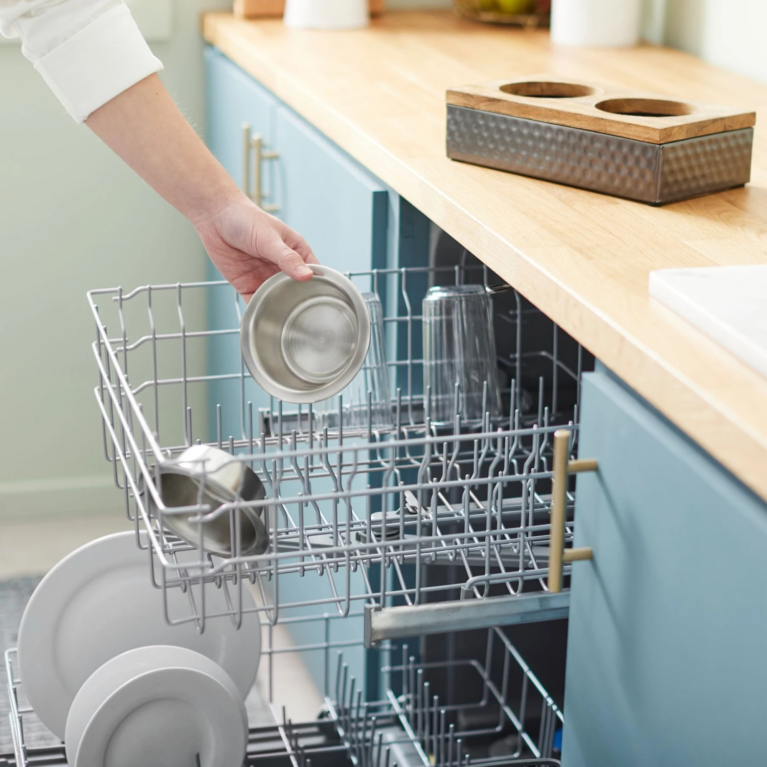 Frisco Premium Stainless Steel Double Diner Dog & Cat Bowl, Black - Image 7